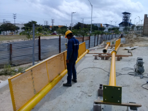 CONSORCIO  DIAMAMANTE — Fabricación de estructuras metálicas de poste en acero A-53 Gr. B, incluidos materiales, mano de…