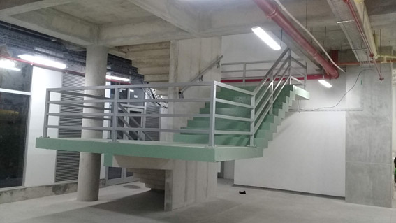 Fabricación y Montaje de escaleras Industriales  y residenciales